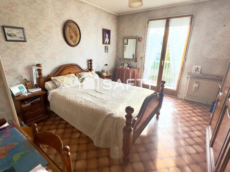 Maison - 190 m² - 8 pièces