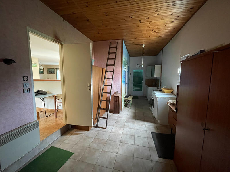 Maison - 99 m² - 5 pièces