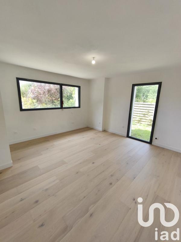 Maison - 188 m² - 8 pièces