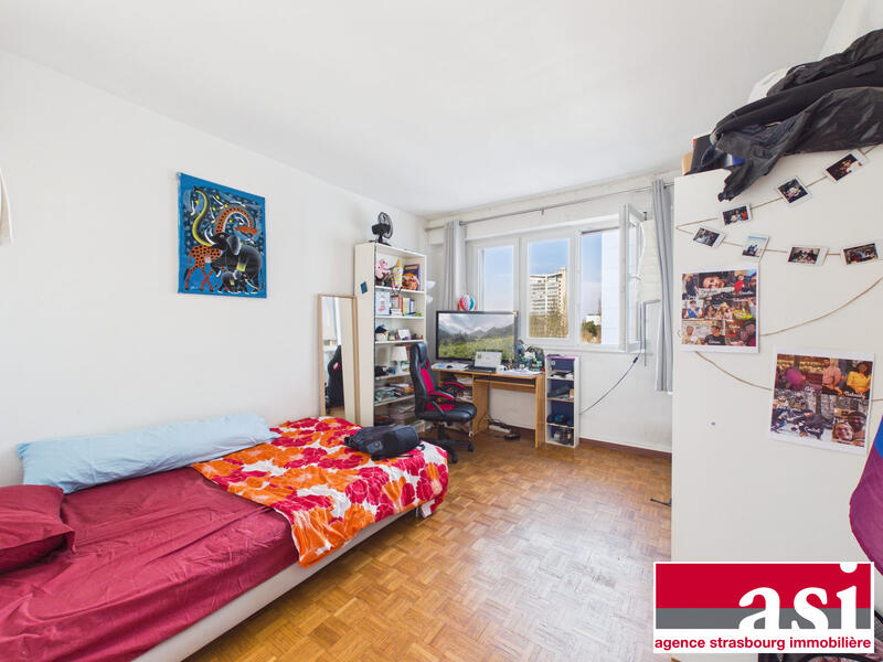 Appartement - 90 m² - 4 pièces