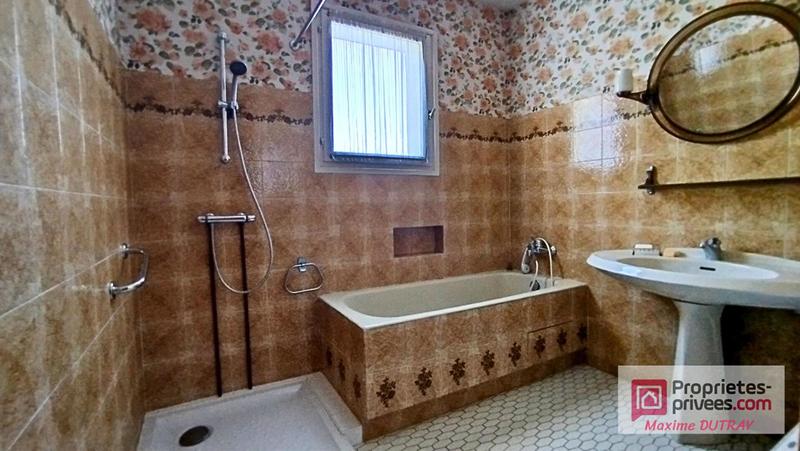 Maison - 110 m² - 4 pièces