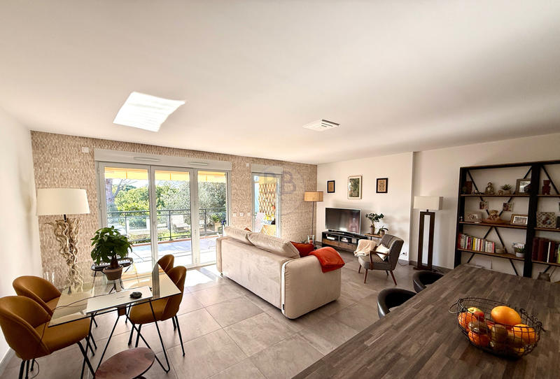 Appartement - 85 m² - 3 pièces