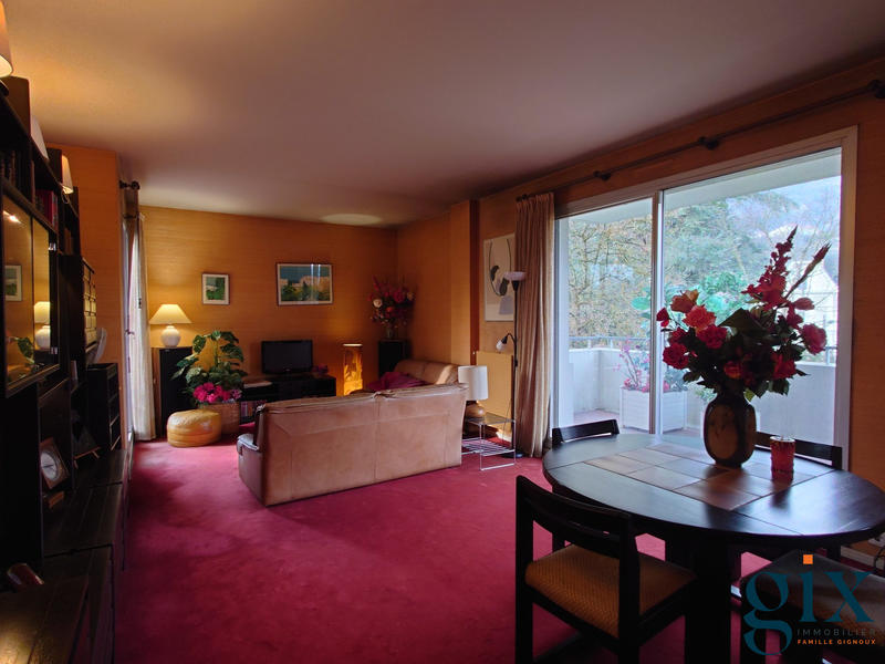 Appartement - 95 m² - 3 pièces