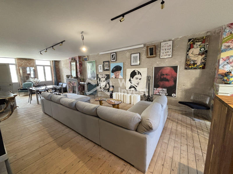 Loft - 110 m² - 3 pièces