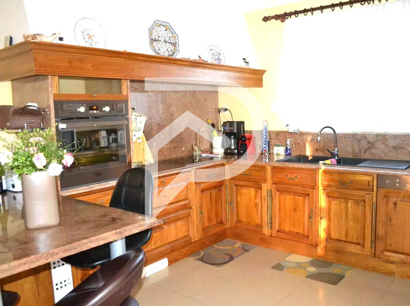 Maison - 165 m² - 6 pièces