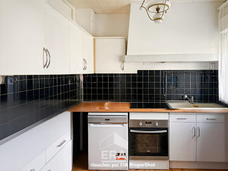 Maison - 92 m² - 5 pièces