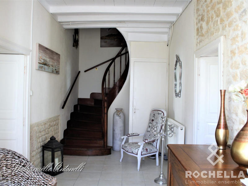 Maison ancienne - 532 m² - 19 pièces