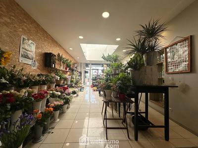 Local commercial - 89 m² - 3 pièces