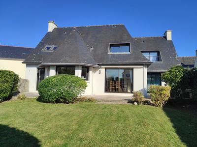 Maison - 161 m² - 6 pièces