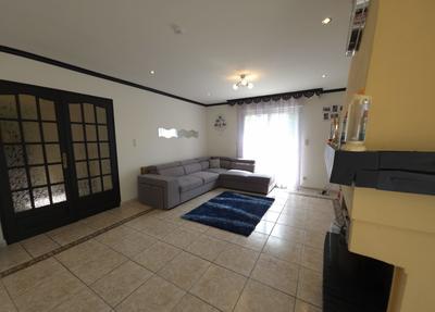 Maison contemporaine - 167 m² - 9 pièces