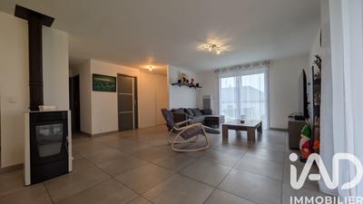 Maison - 96 m² - 4 pièces