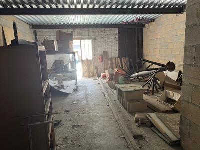 Maison - 350 m² - 9 pièces