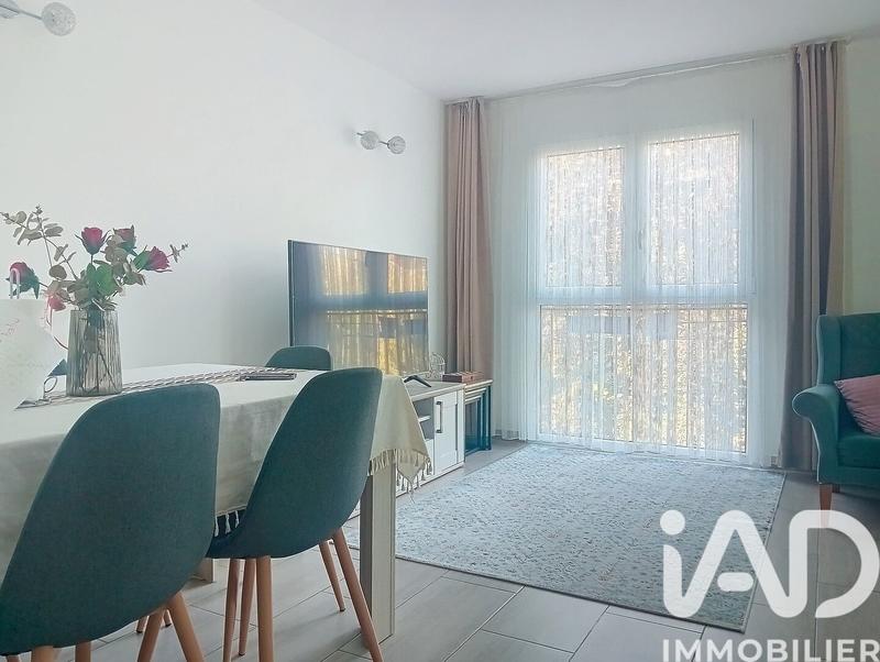 Appartement - 80 m² - 5 pièces