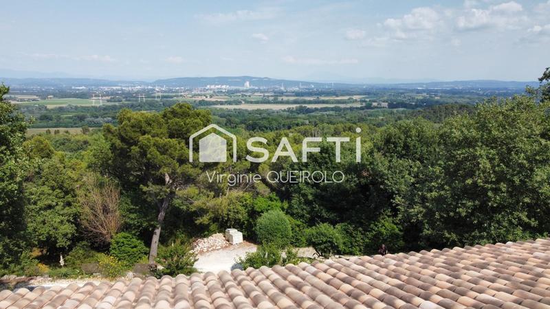 Villa - 252 m² - 9 pièces