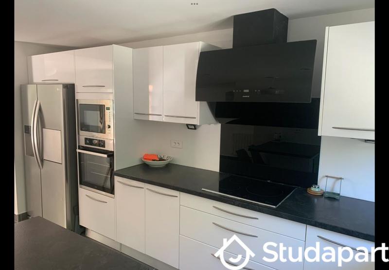 Appartement - 77 m² - 3 pièces