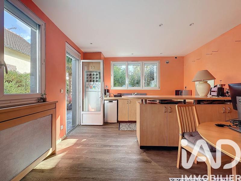 Maison - 110 m² - 4 pièces