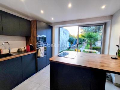 Maison de ville - 94 m² - 4 pièces