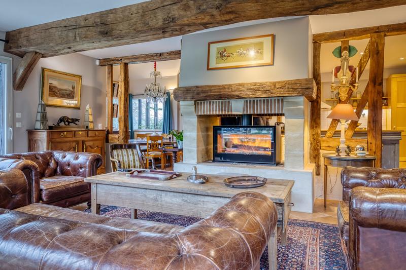 Maison - 200 m² - 7 pièces