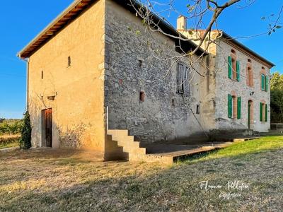 Maison - 325 m² - 14 pièces