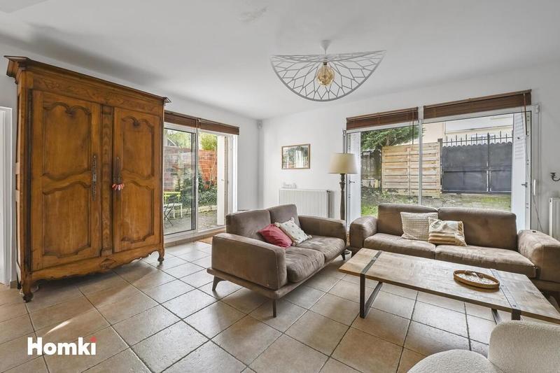 Maison - 140 m² - 5 pièces