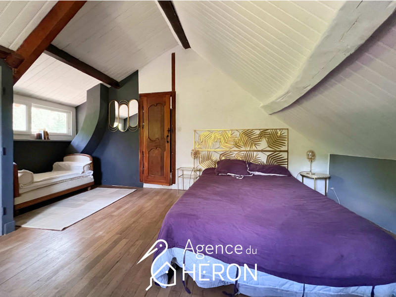 Maison - 304 m² - 10 pièces