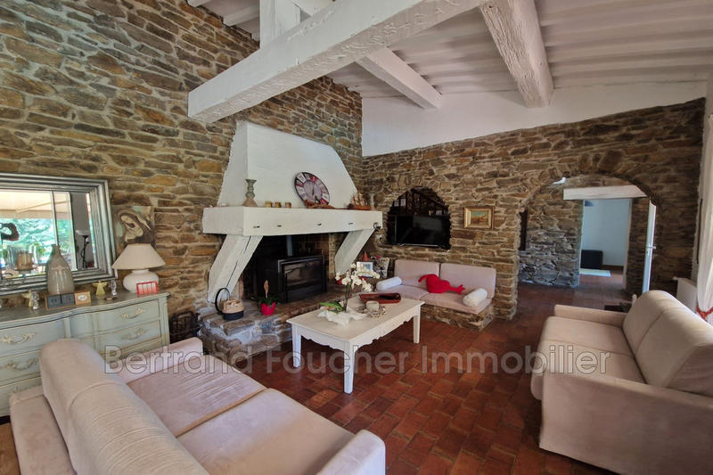 Maison - 279 m² - 14 pièces