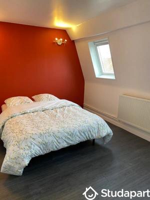 Chambre - 9 m² - 1 pièce