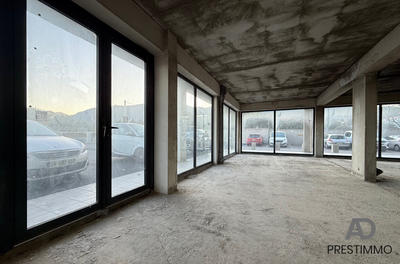 Local commercial - 80 m²