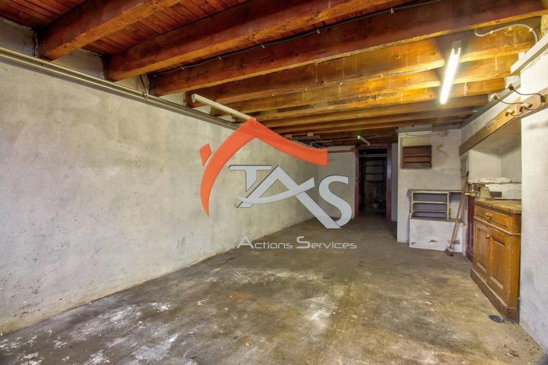 Maison - 121 m² - 5 pièces