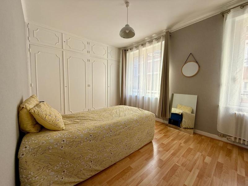 Maison - 209 m² - 7 pièces