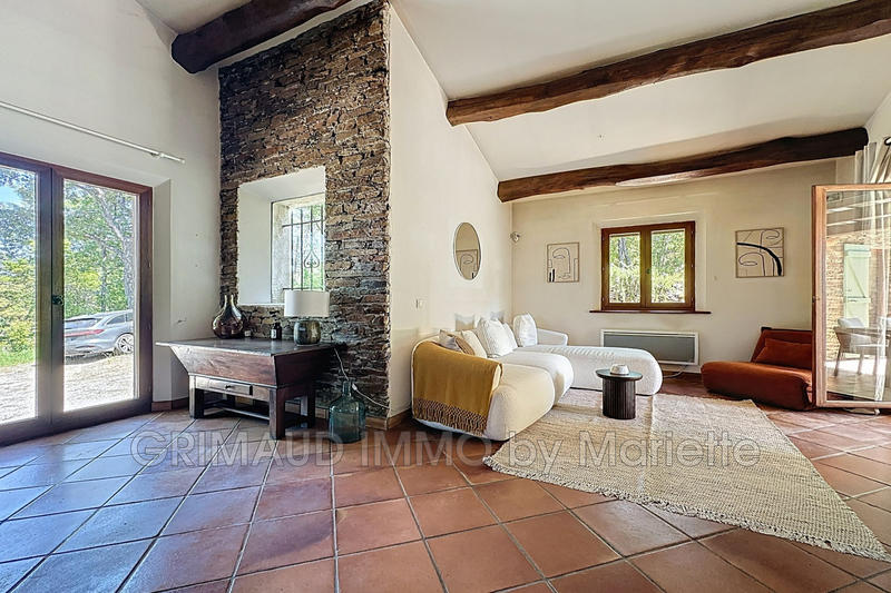 Maison - 102 m² - 5 pièces