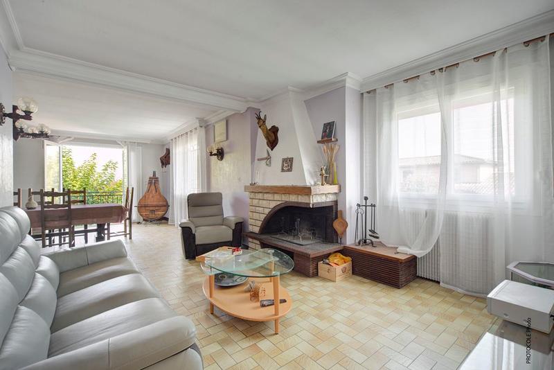 Maison - 217 m² - 7 pièces