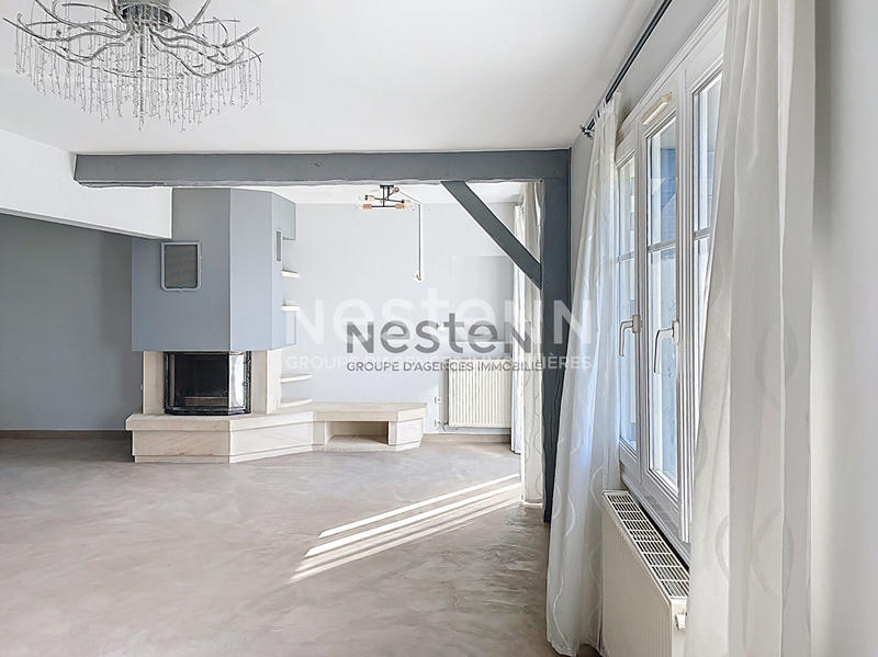 Maison - 195 m² - 7 pièces