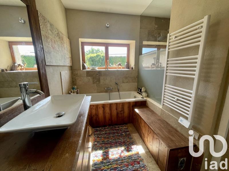 Maison - 387 m² - 15 pièces