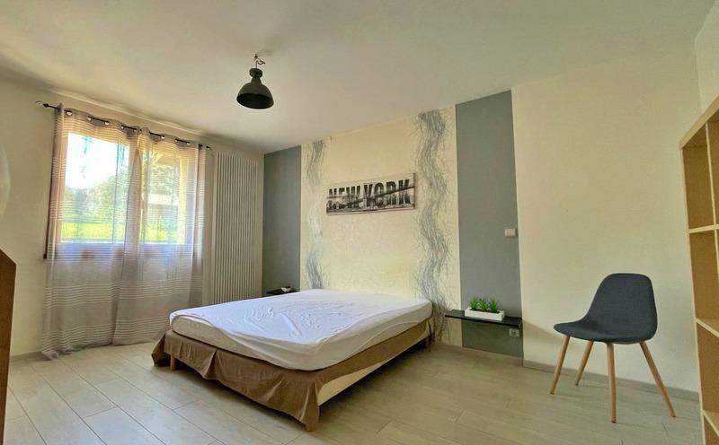 Appartement - 123 m² - 6 pièces