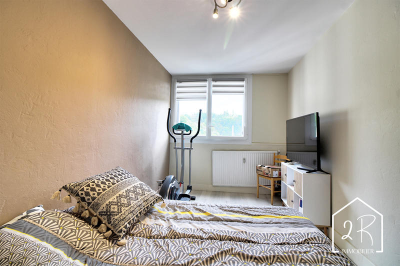 Appartement - 80 m² - 4 pièces