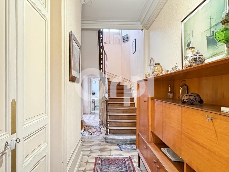 Maison - 143 m² - 7 pièces