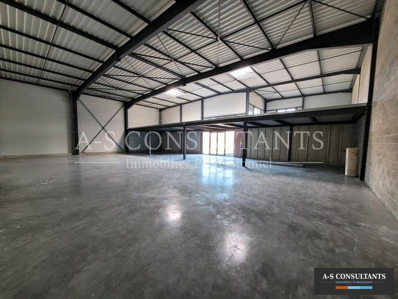 Local commercial - 400 m²