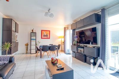 Maison - 92 m² - 4 pièces