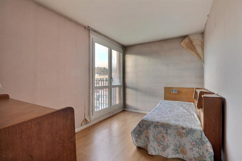 Appartement - 85 m² - 5 pièces