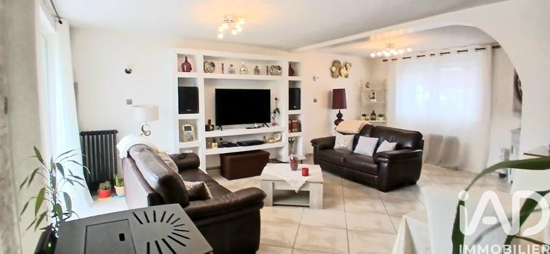 Maison - 142 m² - 5 pièces