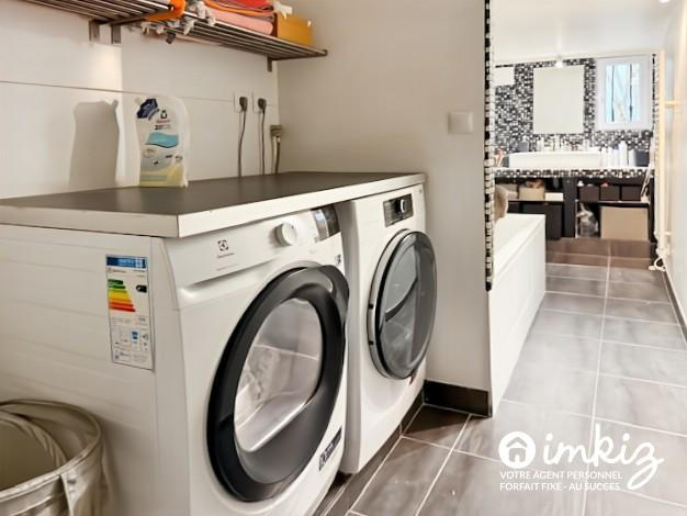 Maison - 93 m² - 4 pièces