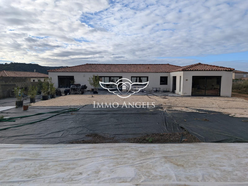 Maison contemporaine - 206 m² - 5 pièces