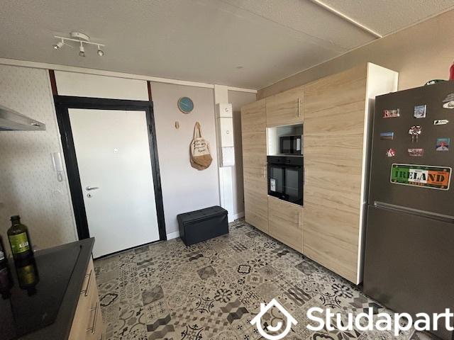 Chambre - 9 m² - 1 pièce