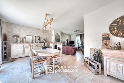 Maison - 150 m² - 7 pièces