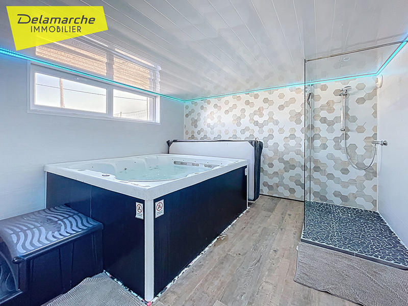 Maison - 186 m² - 7 pièces