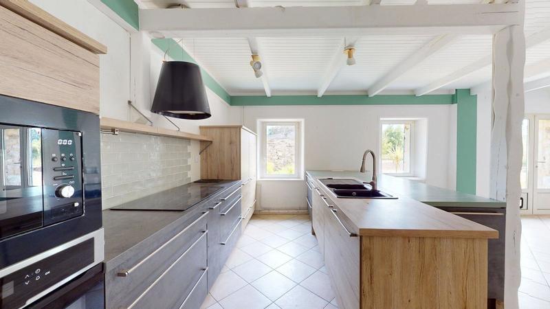 Maison - 157 m² - 7 pièces