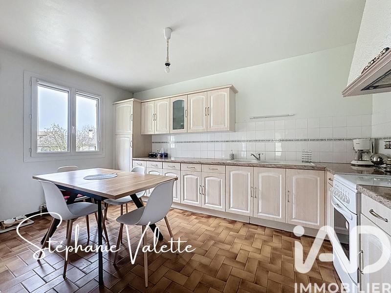 Maison - 122 m² - 5 pièces