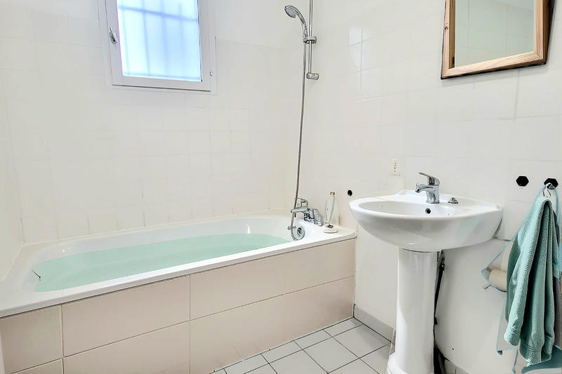 Maison - 92 m² - 4 pièces