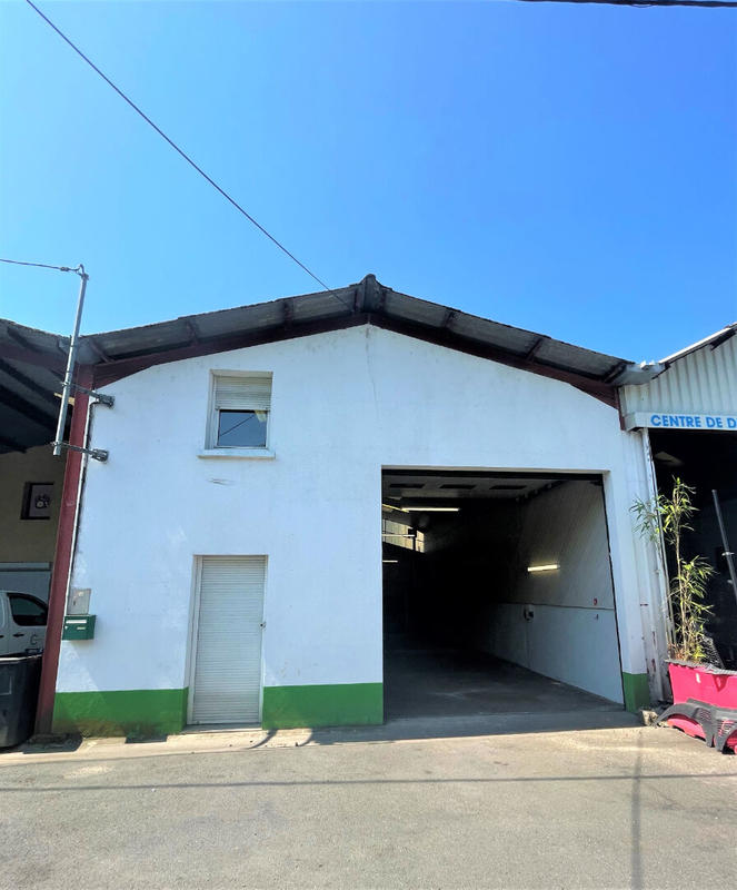 Local commercial - 175 m²